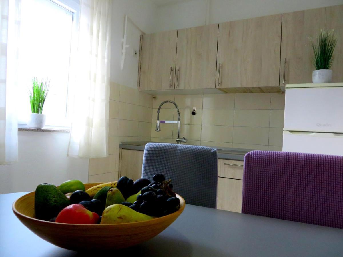Beach Apartments Roza - The Garden Apartment Biograd Na Moru Εξωτερικό φωτογραφία