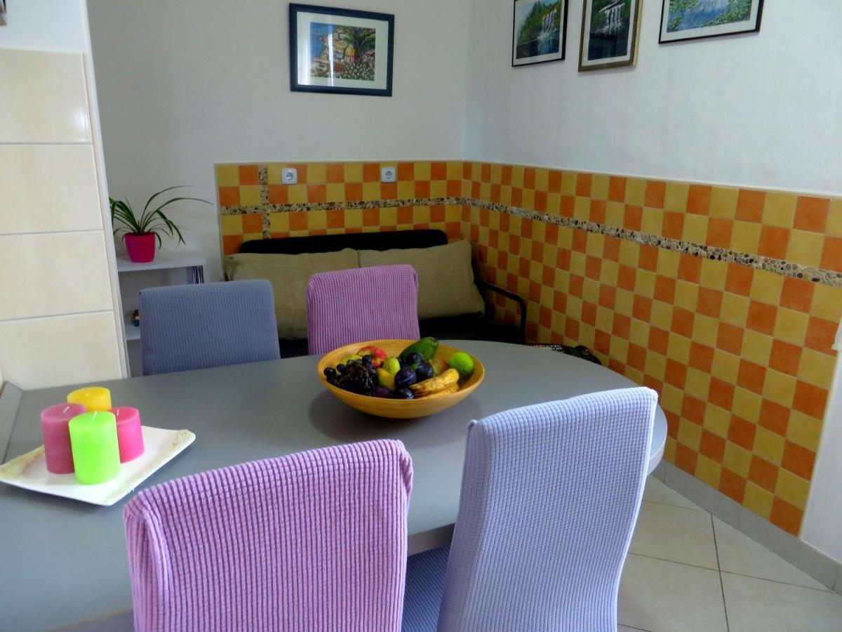 Beach Apartments Roza - The Garden Apartment Biograd Na Moru Εξωτερικό φωτογραφία