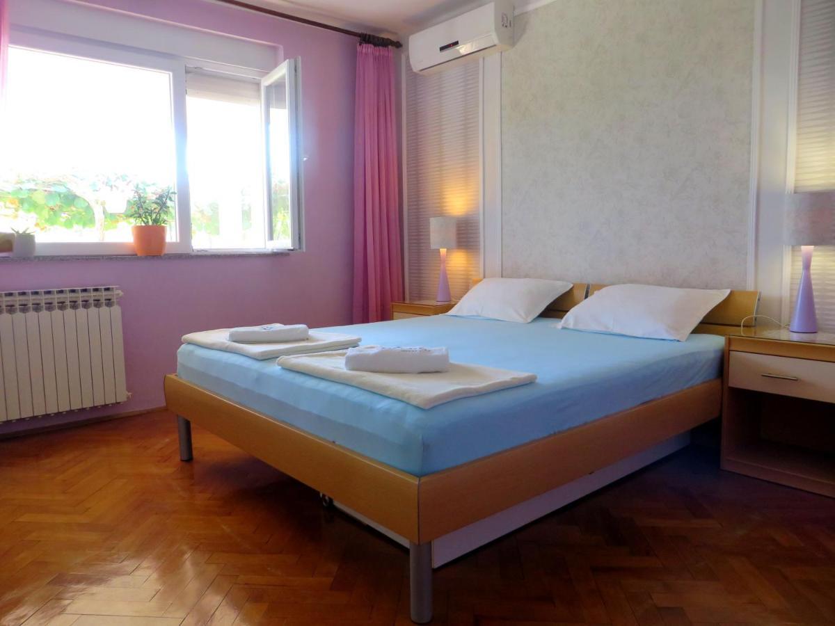 Beach Apartments Roza - The Garden Apartment Biograd Na Moru Εξωτερικό φωτογραφία